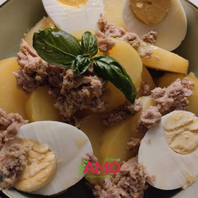 INSALATA DI PATATE, TONNO E UOVA