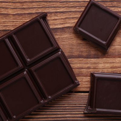Guida Medica al Cioccolato (Tra Microbiota, Cervello e Supermercato)